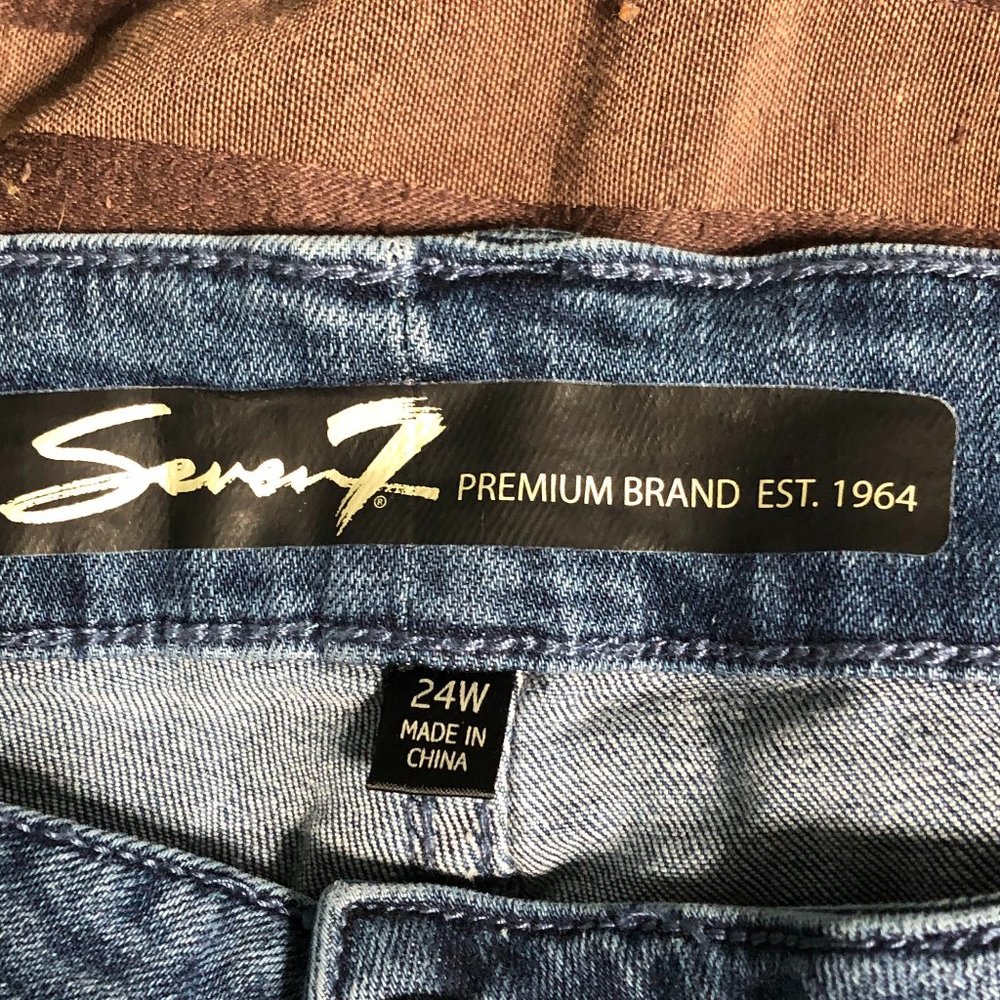 NWT-Seven7-Sequins Patch Mid-Rise Slim Straight Ankle Jeans-Sz 24W - Picture 7 of 13